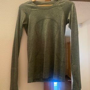 Lululemon long sleeve